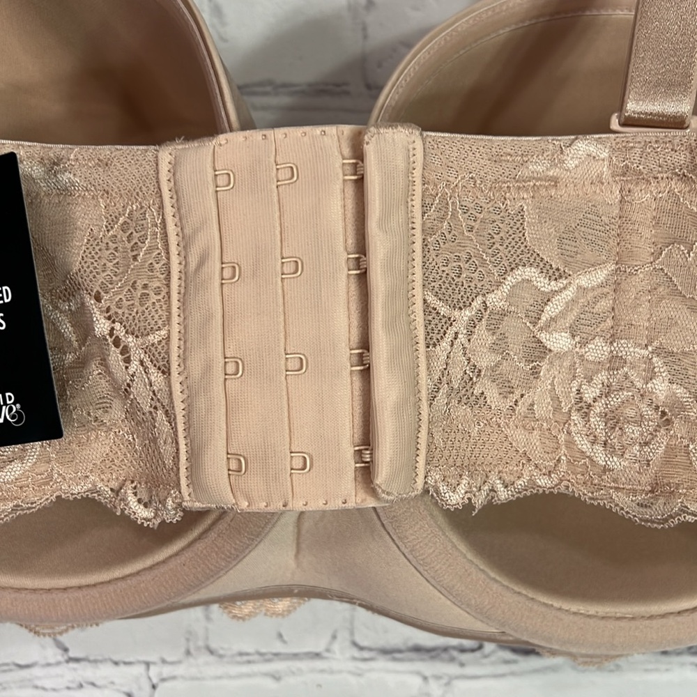Torrid Nude Lace Bra - Picture 8 of 13